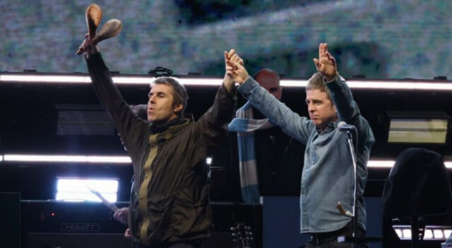 Noel e Liam Gallagher Oasis Rock and Roll Hall of Fame 2026